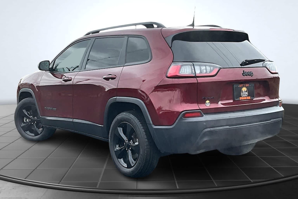 Used 2020 Jeep Cherokee Altitude SUV