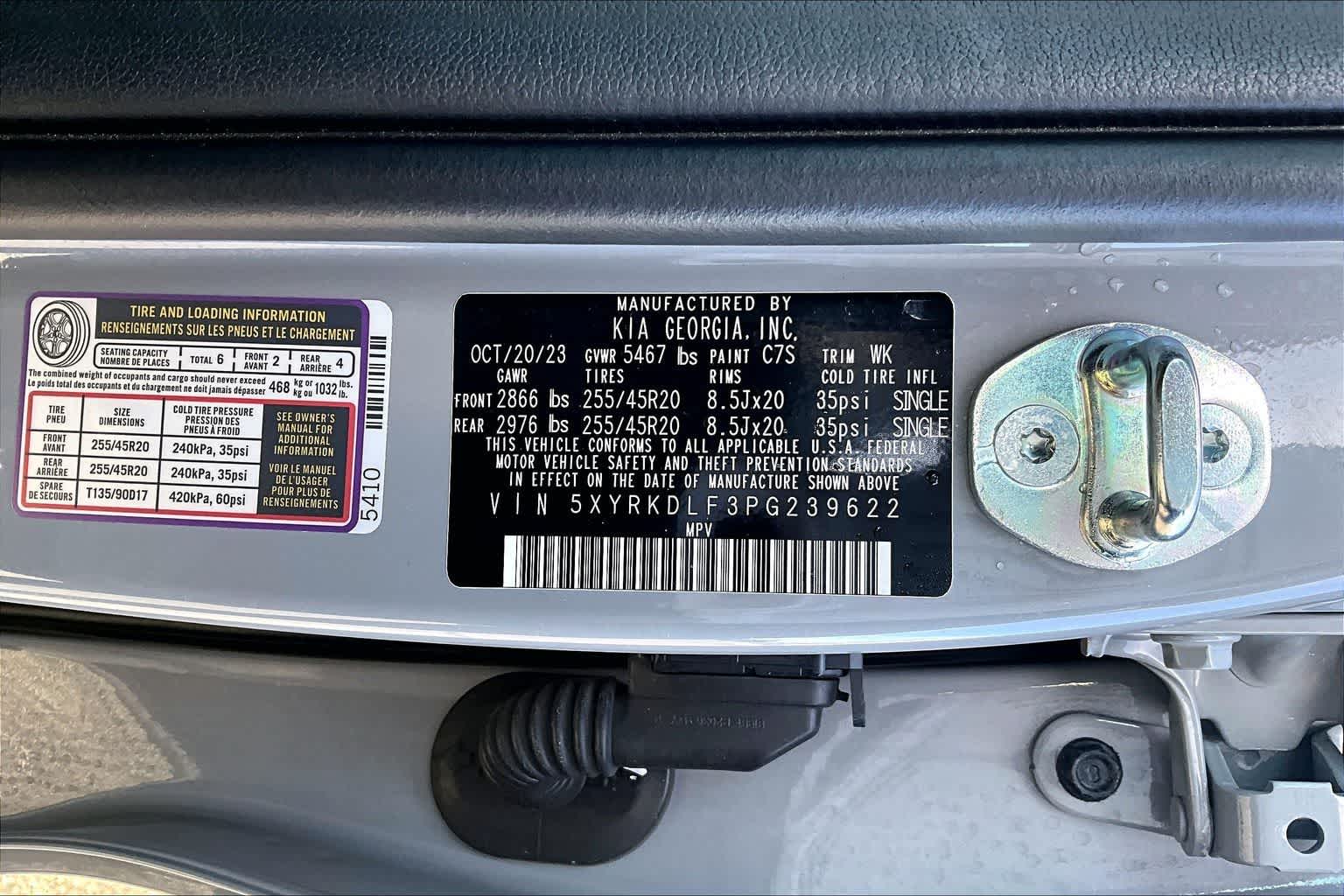 Thumbnail: 2023 Kia Sorento - 21