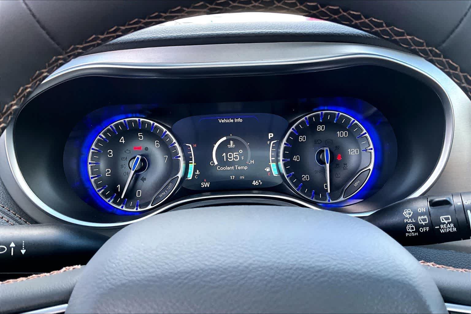 Thumbnail: 2026 Chrysler Pacifica - 18
