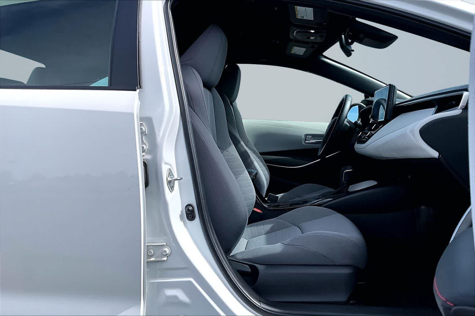 Thumbnail: 2025 Toyota Corolla - 14