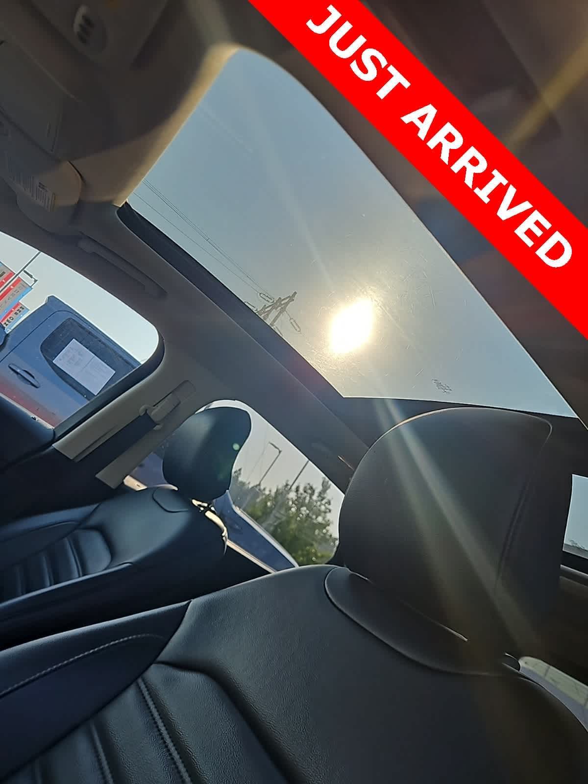Thumbnail: 2019 Ford Edge - 9