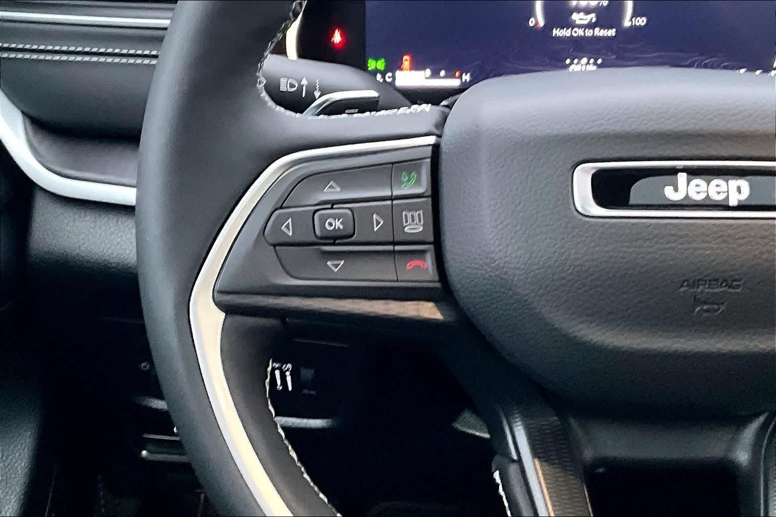 Thumbnail: 2025 Jeep Grand Cherokee L - 25