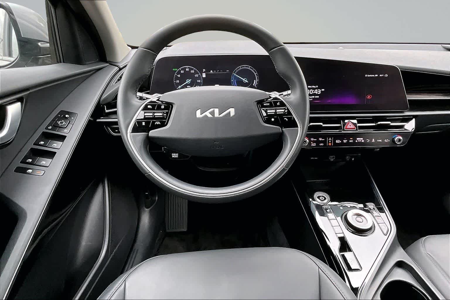 Thumbnail: 2024 Kia Niro - 15