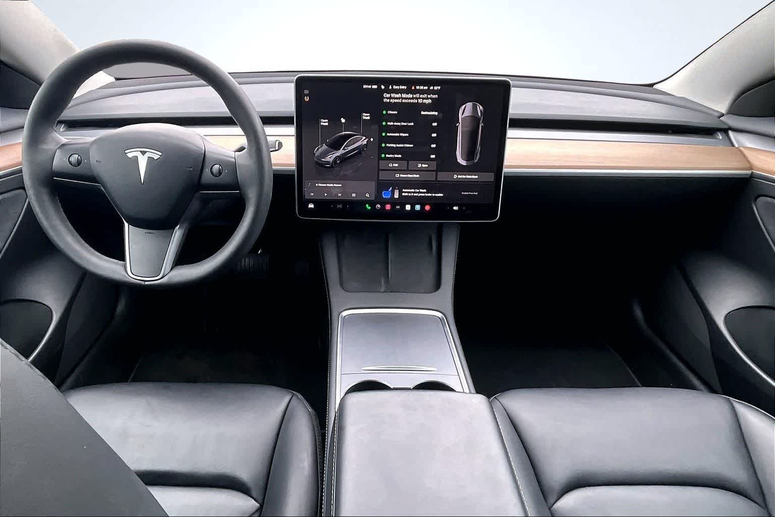 Thumbnail: 2023 Tesla Model 3 - 10
