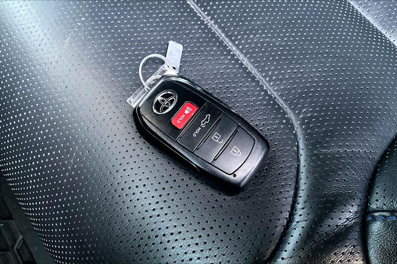 Thumbnail: 2022 Toyota Tundra - 20