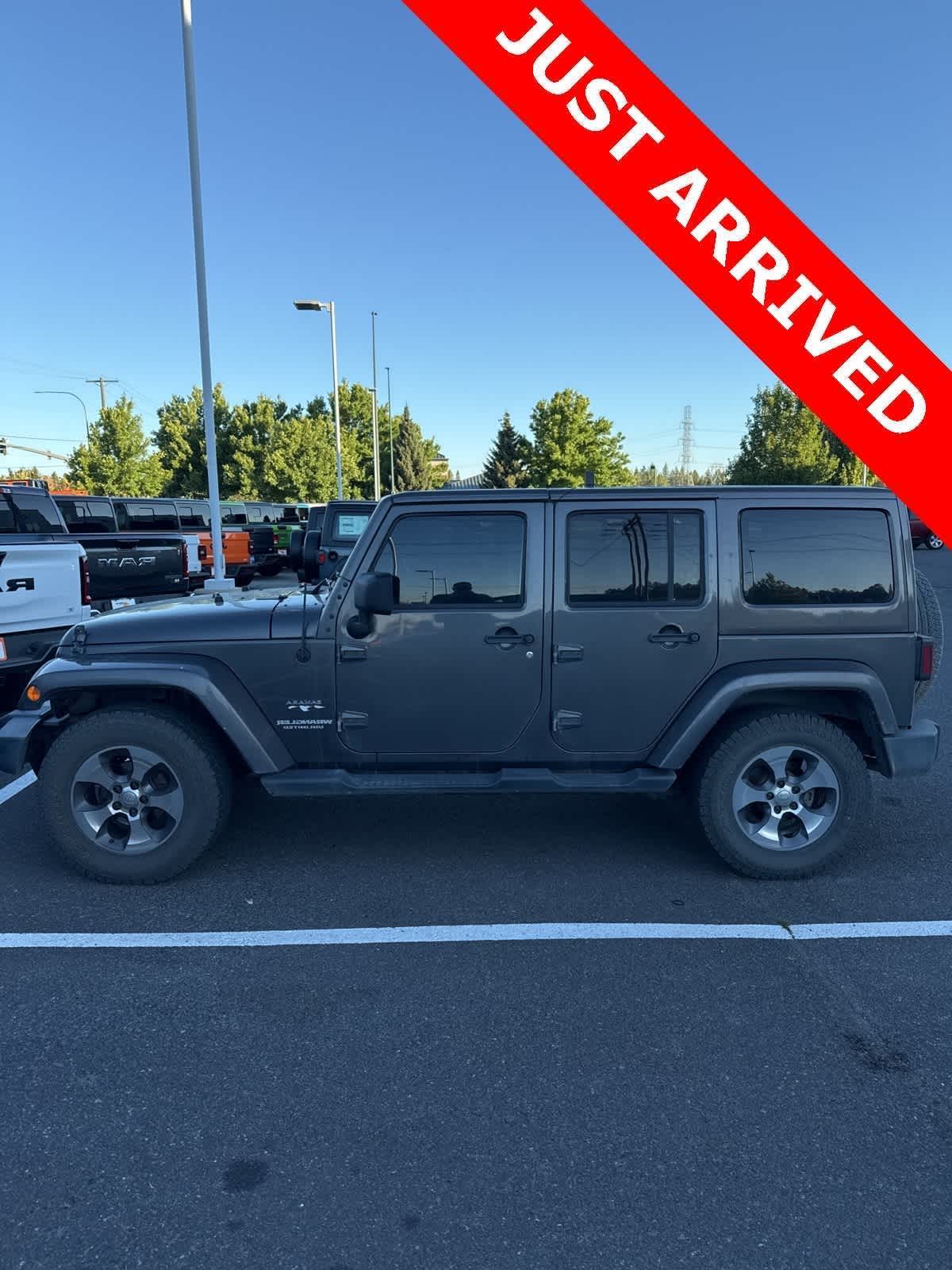 Thumbnail: 2017 Jeep Wrangler - 3