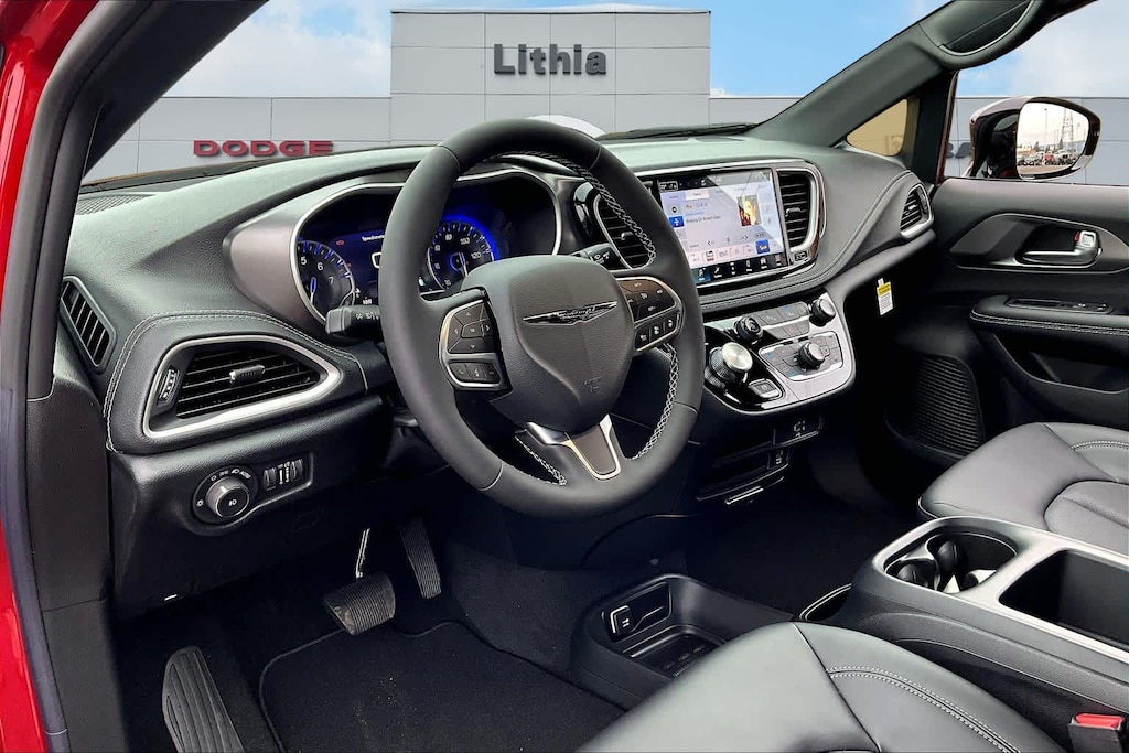 New 2026 Chrysler Pacifica Select Passenger Van