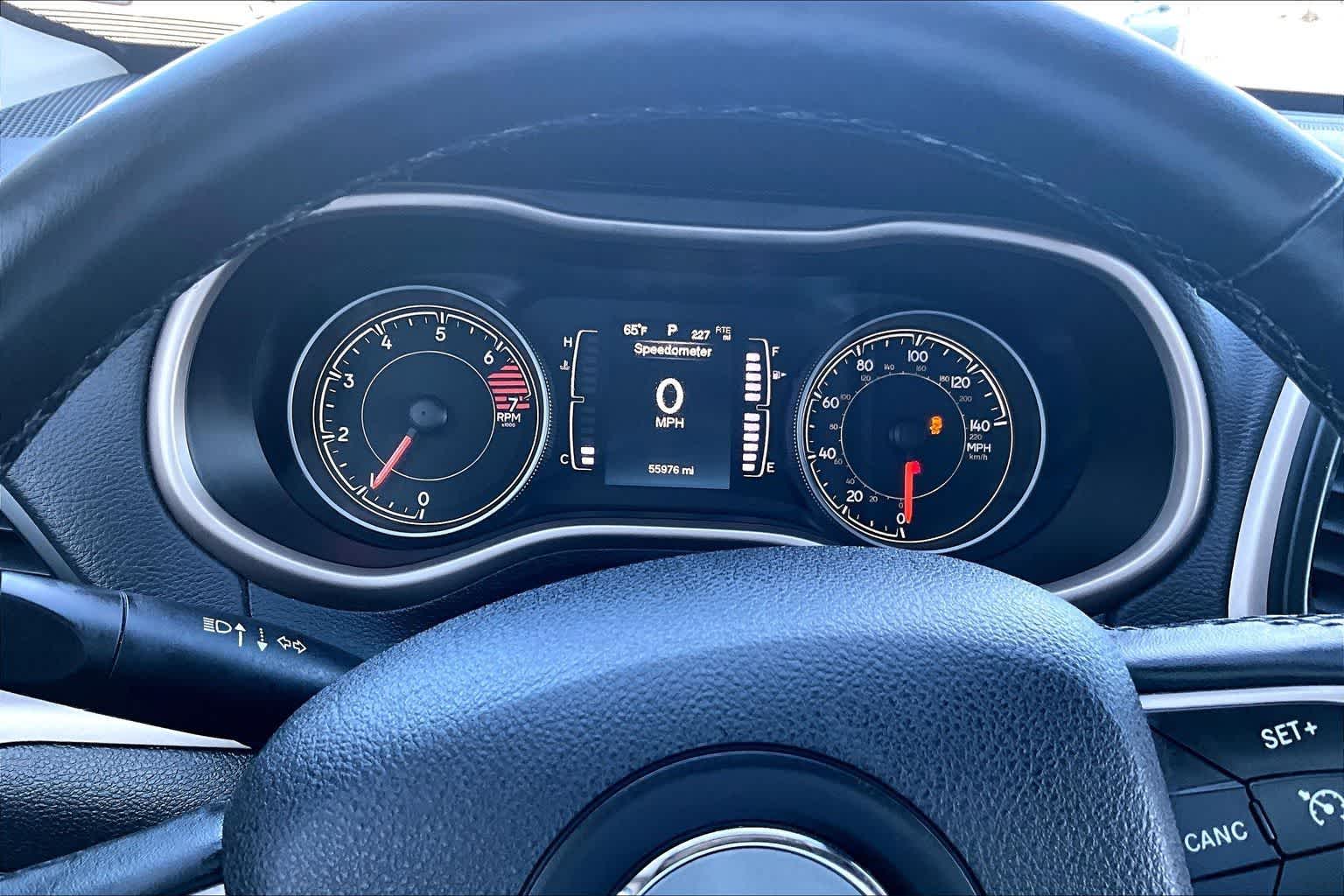 Thumbnail: 2016 Jeep Cherokee - 18