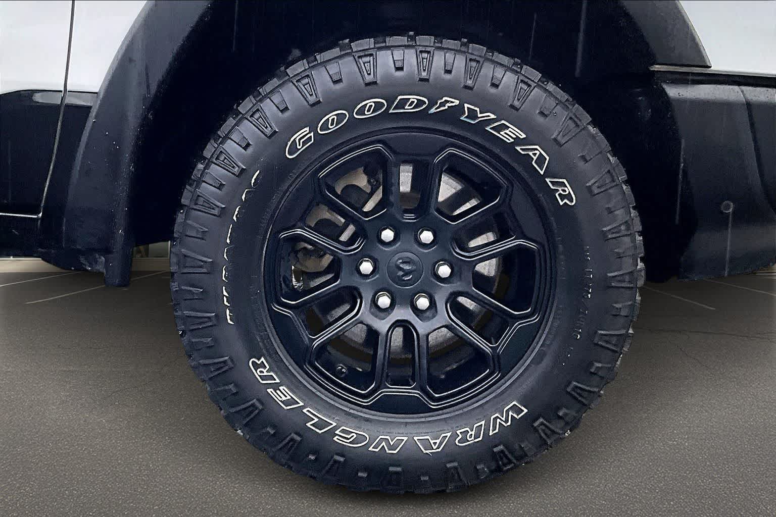 Thumbnail: 2025 RAM 1500 - 34