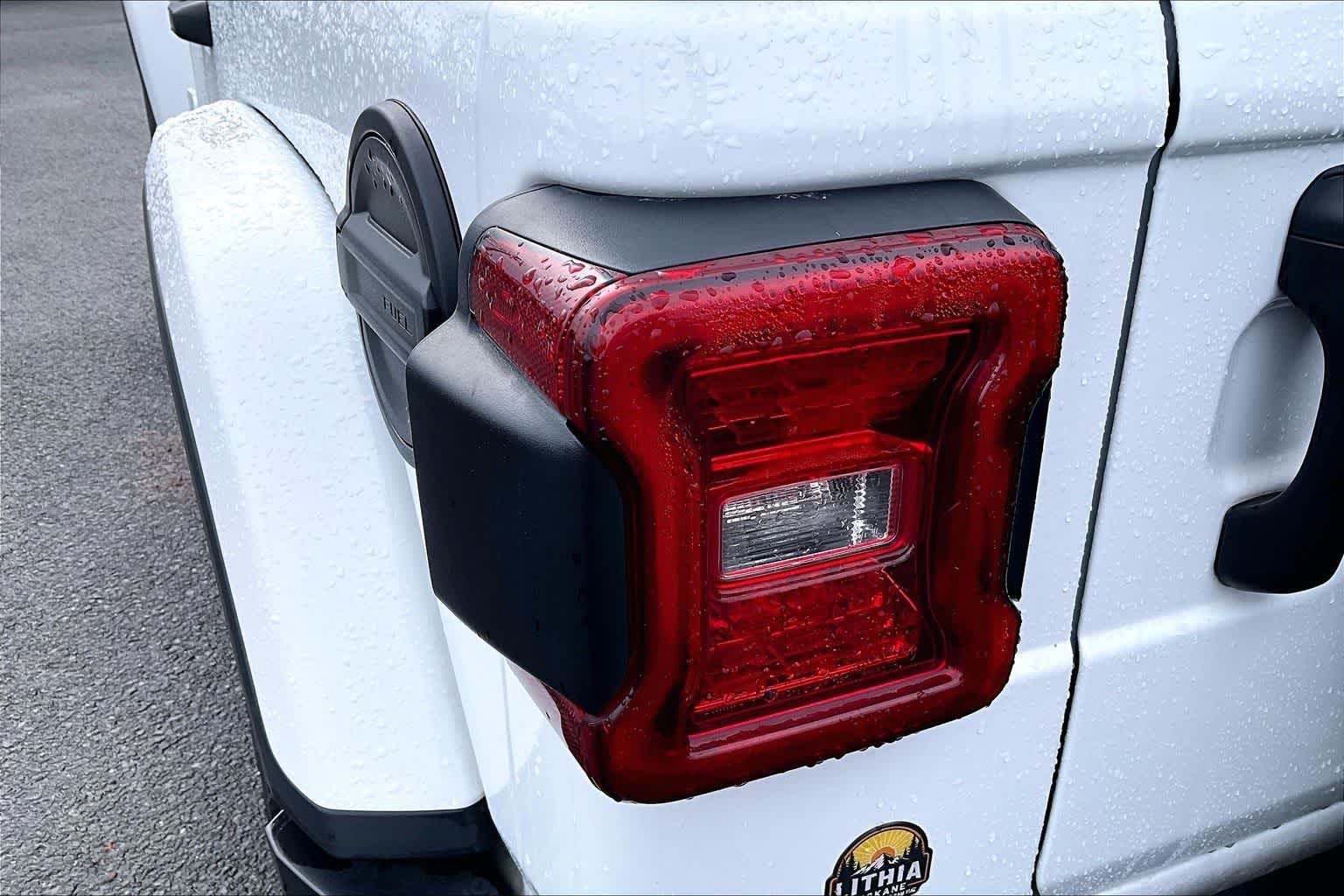 Thumbnail: 2024 Jeep Wrangler - 32