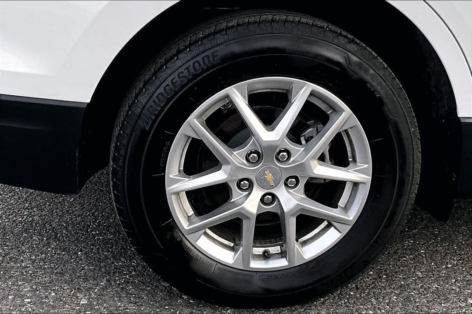 Thumbnail: 2024 Chevrolet Equinox - 35