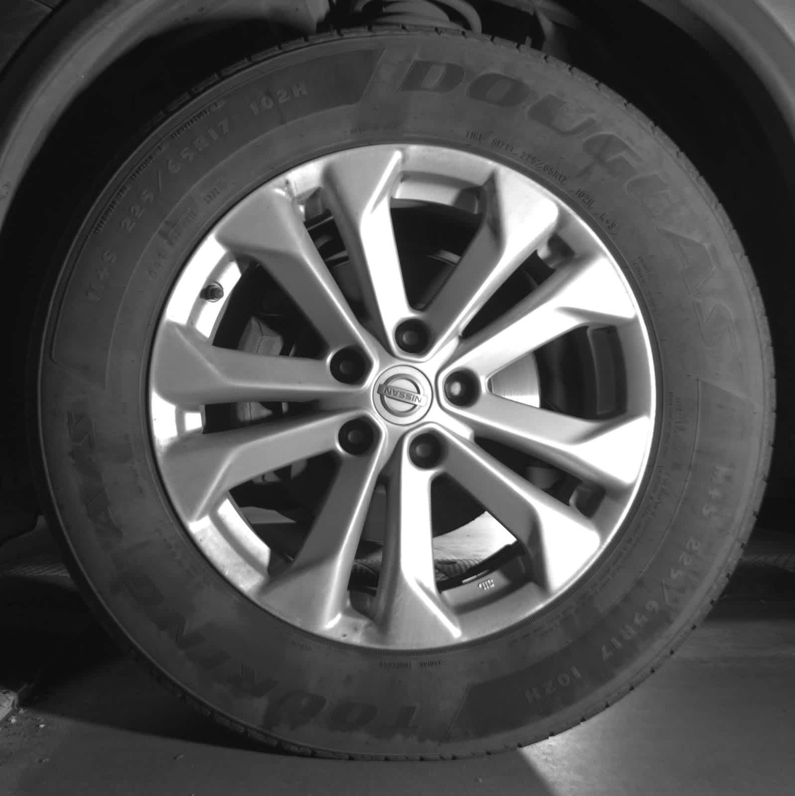 Thumbnail: 2015 Nissan Rogue - 8