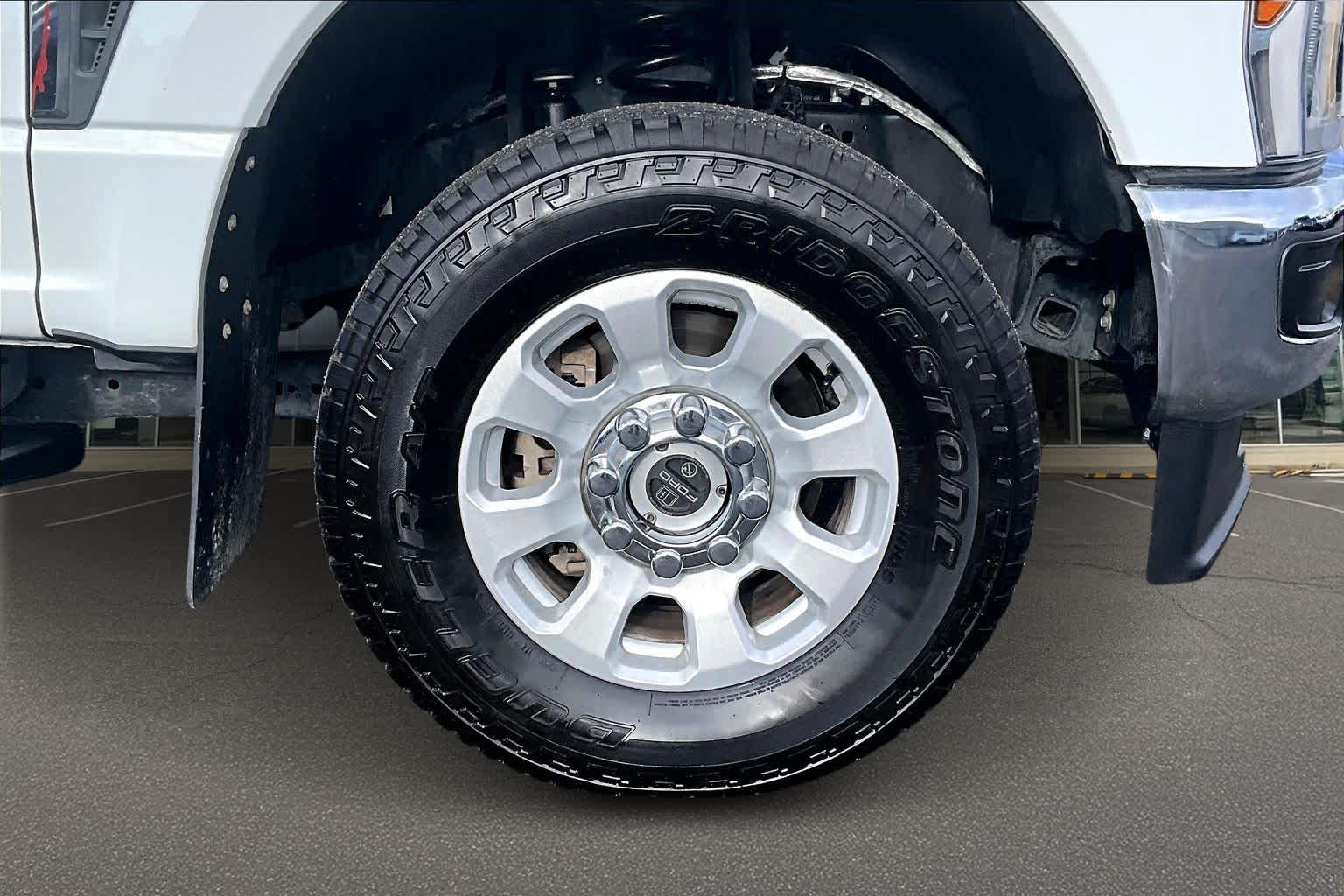 Thumbnail: 2024 Ford Econoline - 34