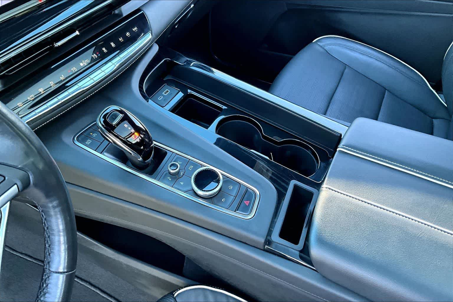 Thumbnail: 2023 Cadillac Escalade - 17