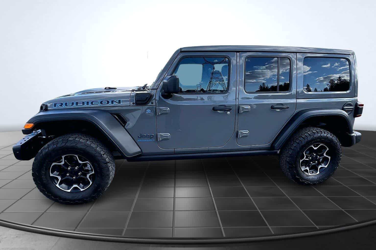 Thumbnail: 2023 Jeep Wrangler - 3