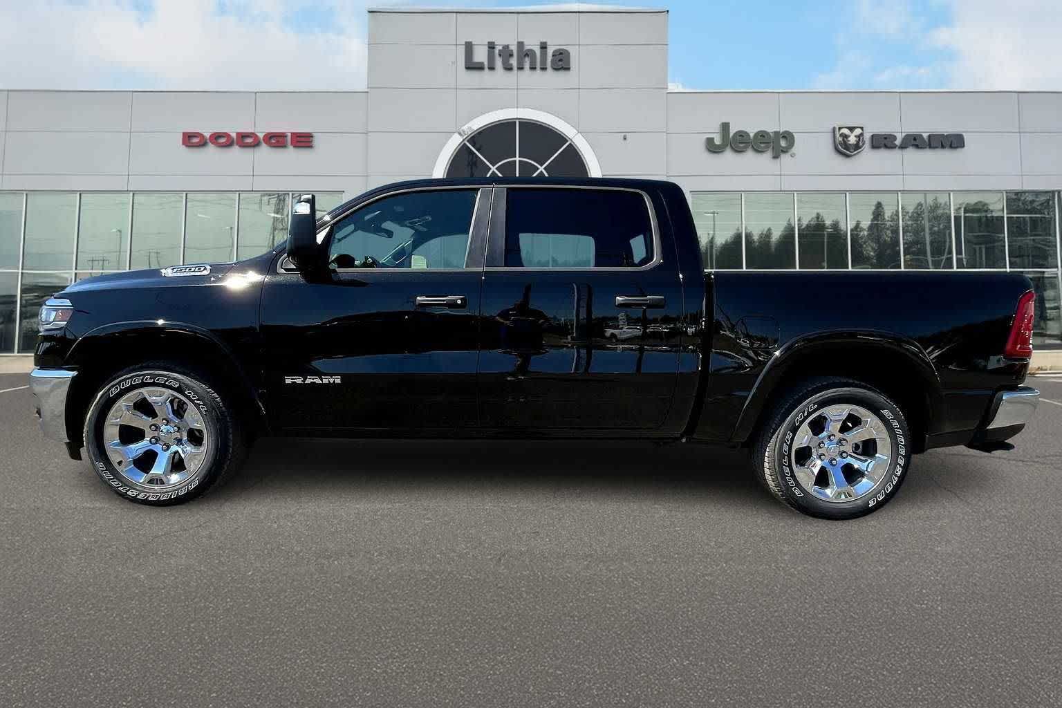 Thumbnail: 2026 RAM 1500 - 4