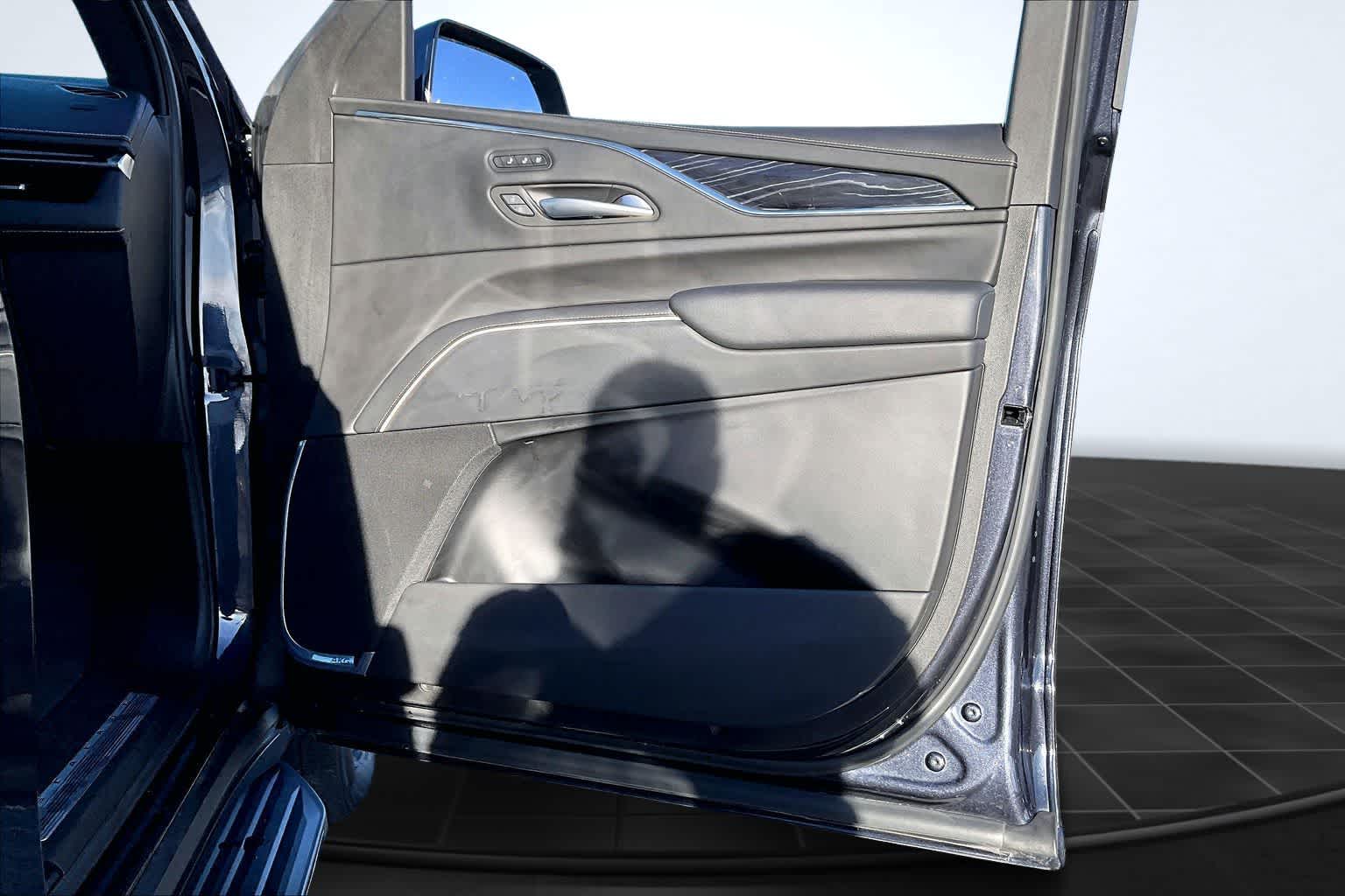 Thumbnail: 2023 Cadillac Escalade - 29