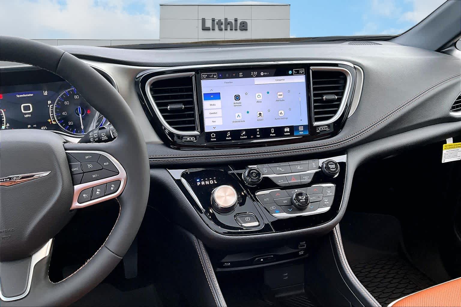 Thumbnail: 2026 Chrysler Pacifica - 16