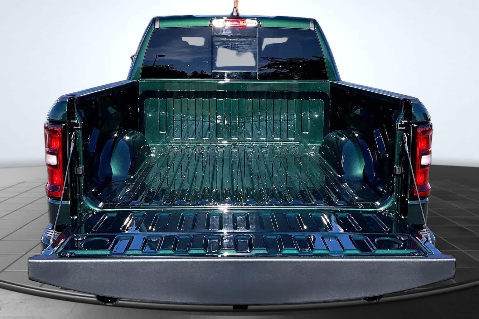 Thumbnail: 2026 RAM 1500 - 19