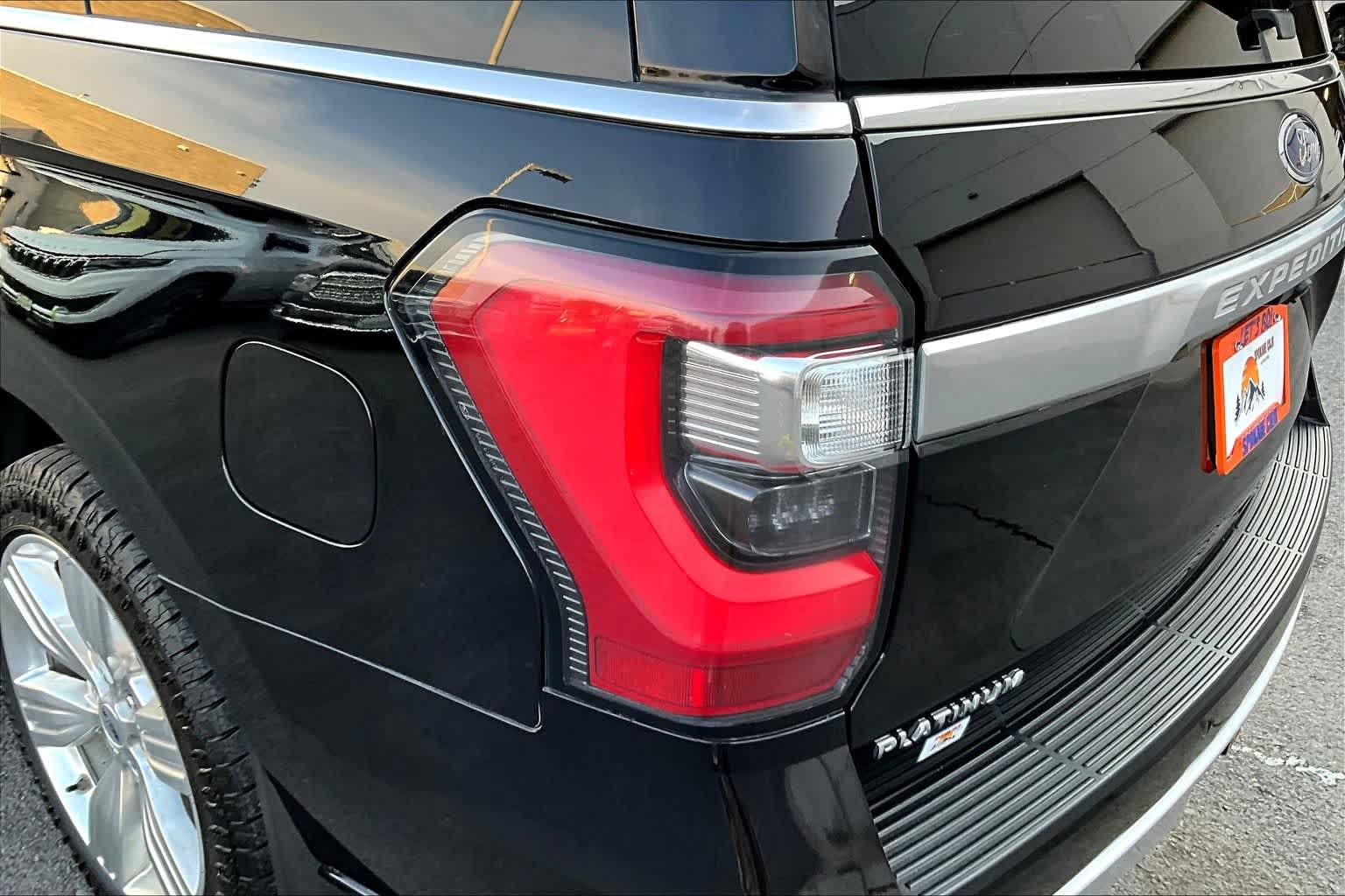 Thumbnail: 2021 Ford Expedition - 32