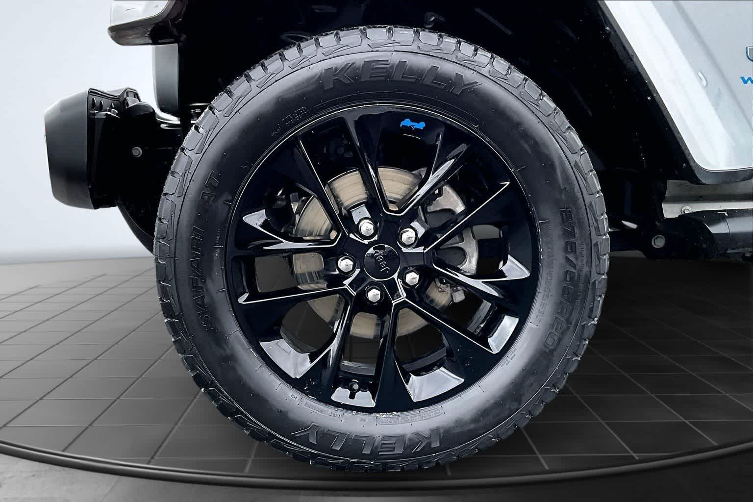 Thumbnail: 2023 Jeep Wrangler - 8