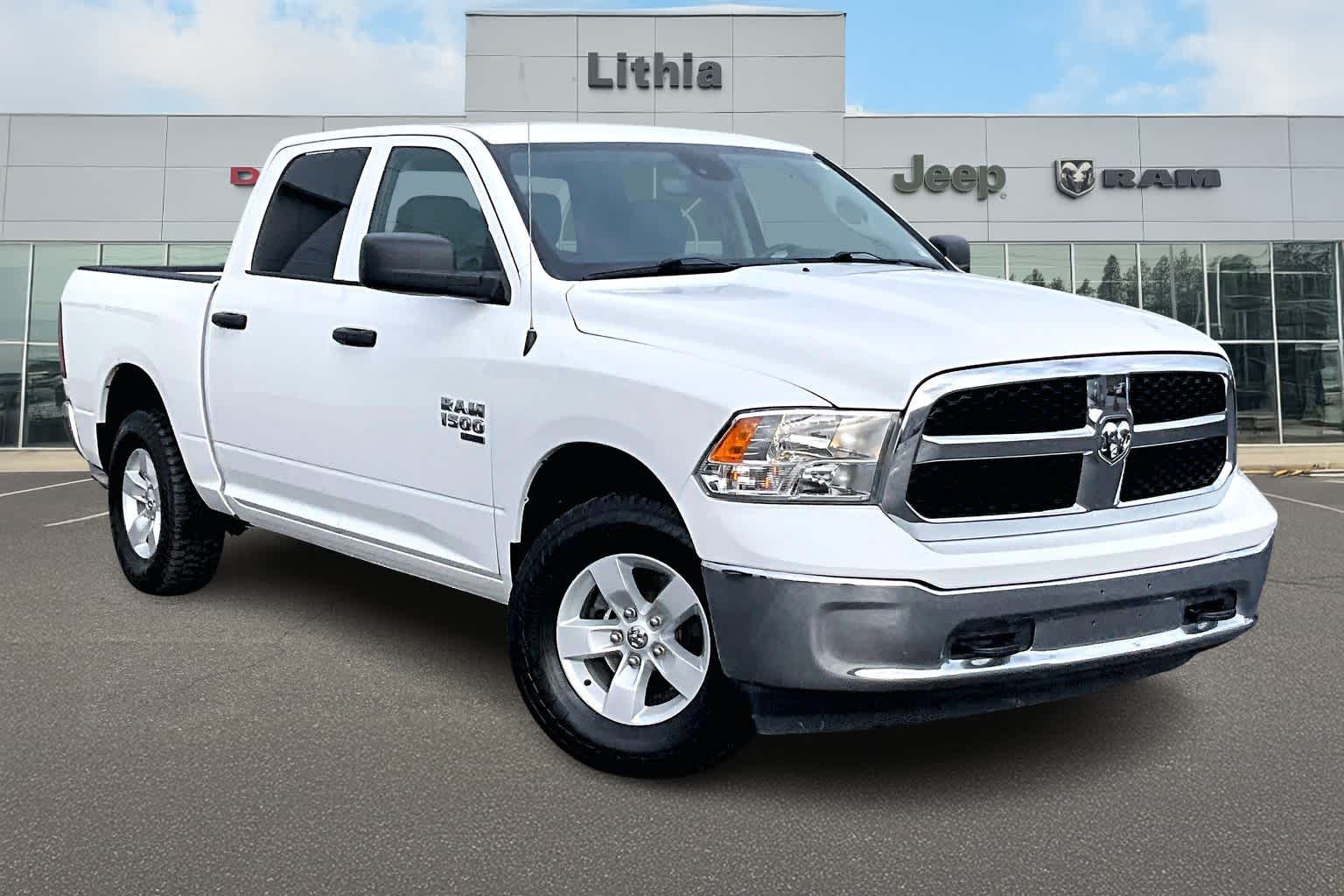 Thumbnail: 2022 RAM 1500 Classic - 22