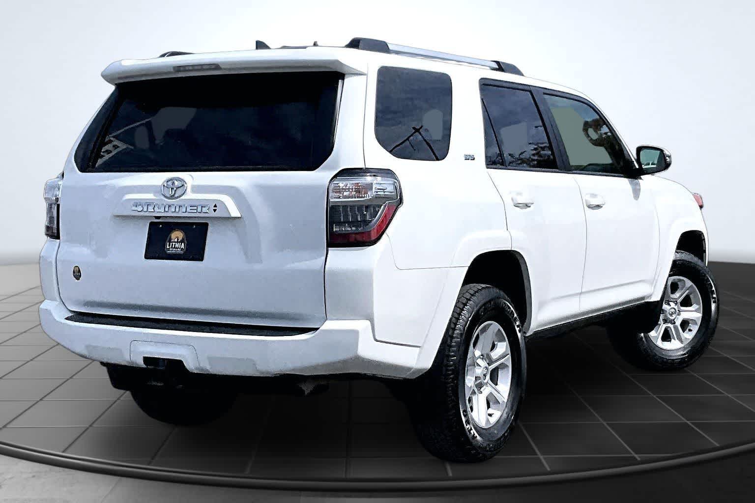 Thumbnail: 2024 Toyota 4Runner - 23