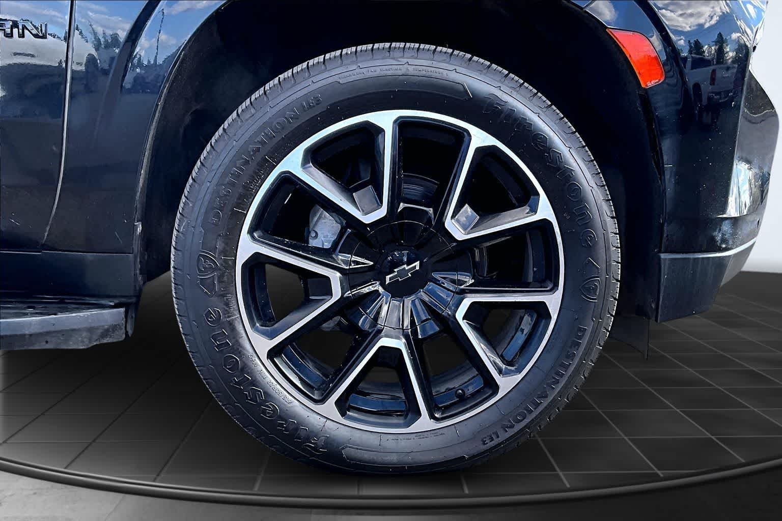 Thumbnail: 2024 Chevrolet Suburban - 34