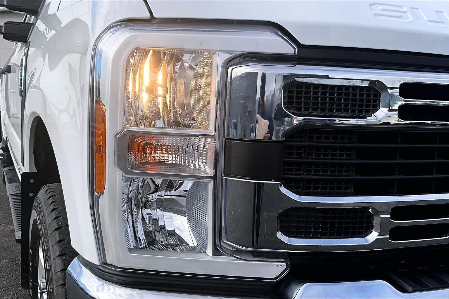 Thumbnail: 2024 Ford Econoline - 31