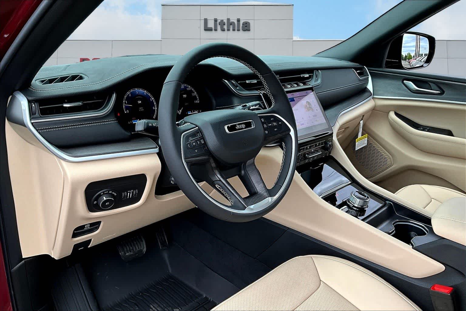 Thumbnail: 2025 Jeep Grand Cherokee L - 2