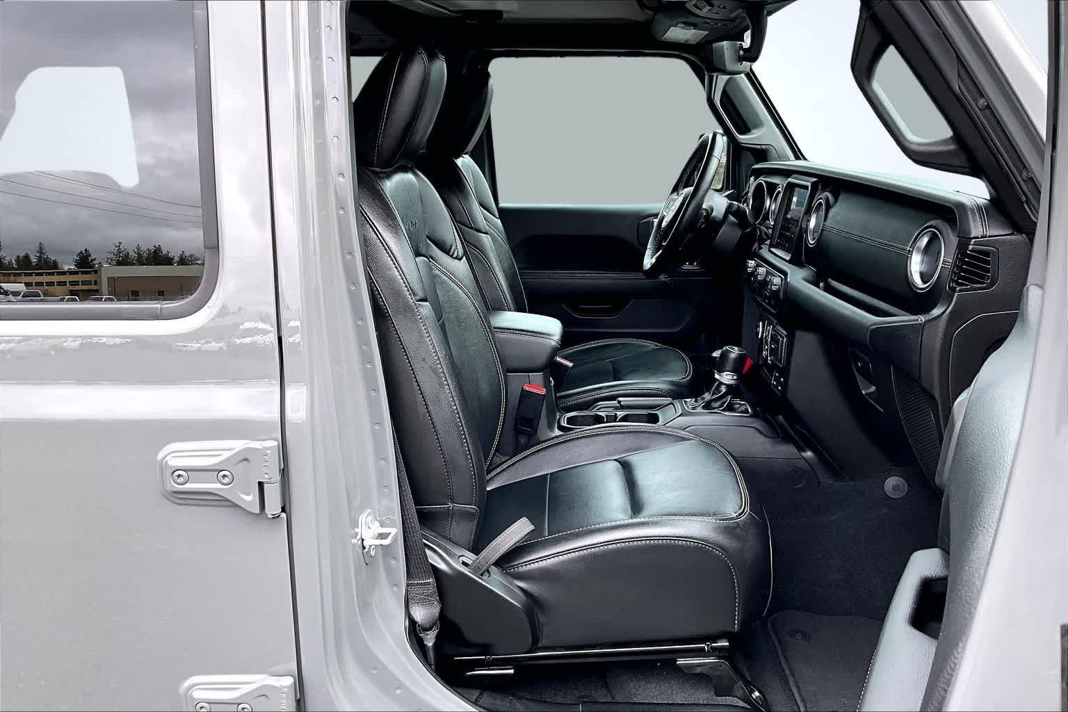 Thumbnail: 2023 Jeep Wrangler - 14