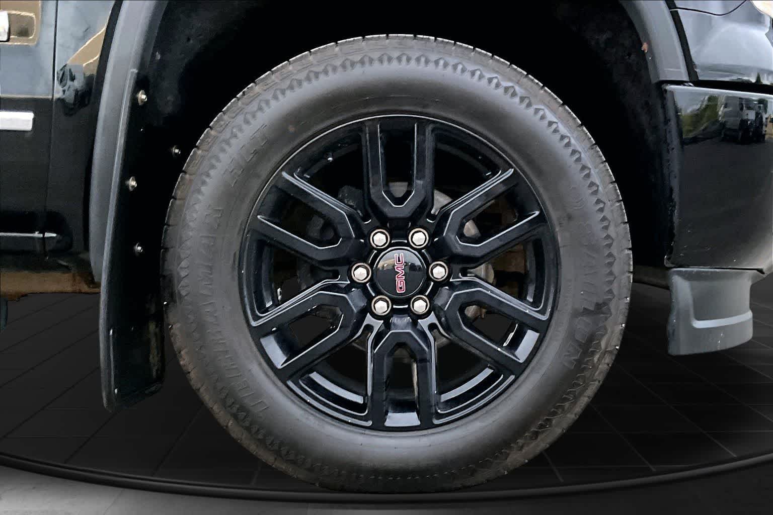 Thumbnail: 2015 GMC Sierra 1500 - 34