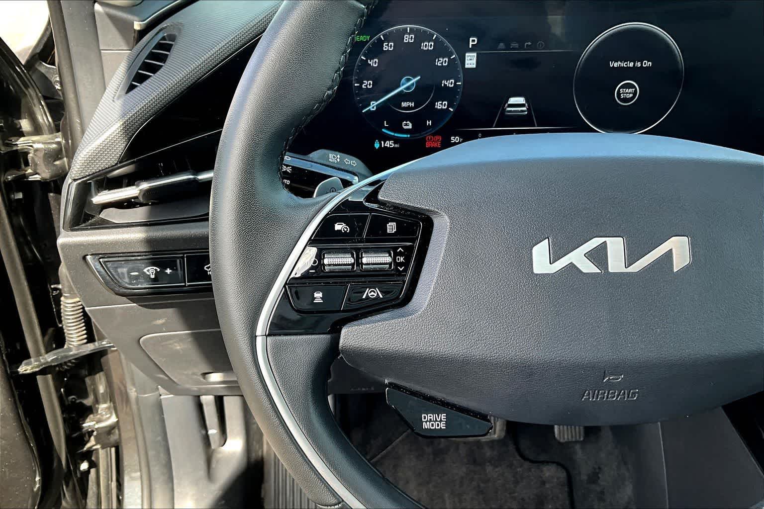 Thumbnail: 2024 Kia Niro - 25