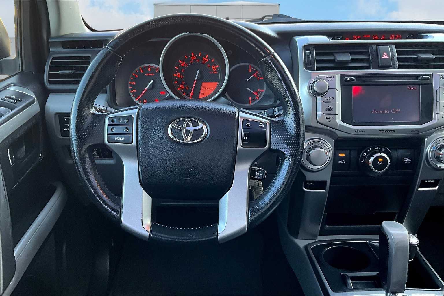 Thumbnail: 2012 Toyota 4Runner - 15