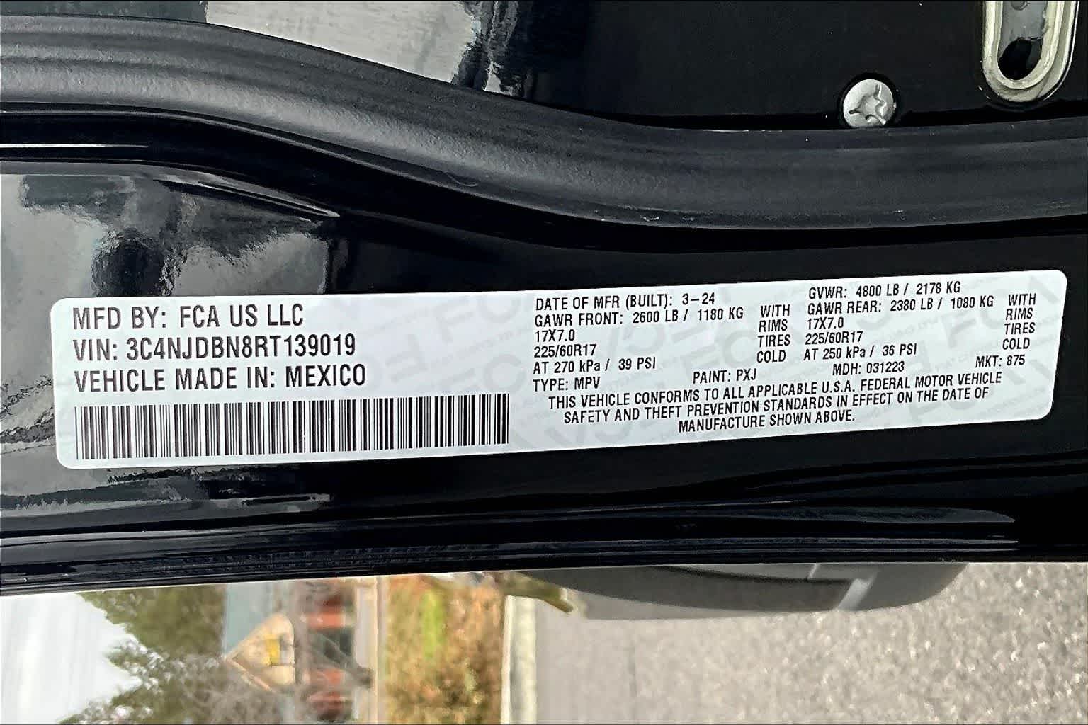 Thumbnail: 2024 Jeep Compass - 21