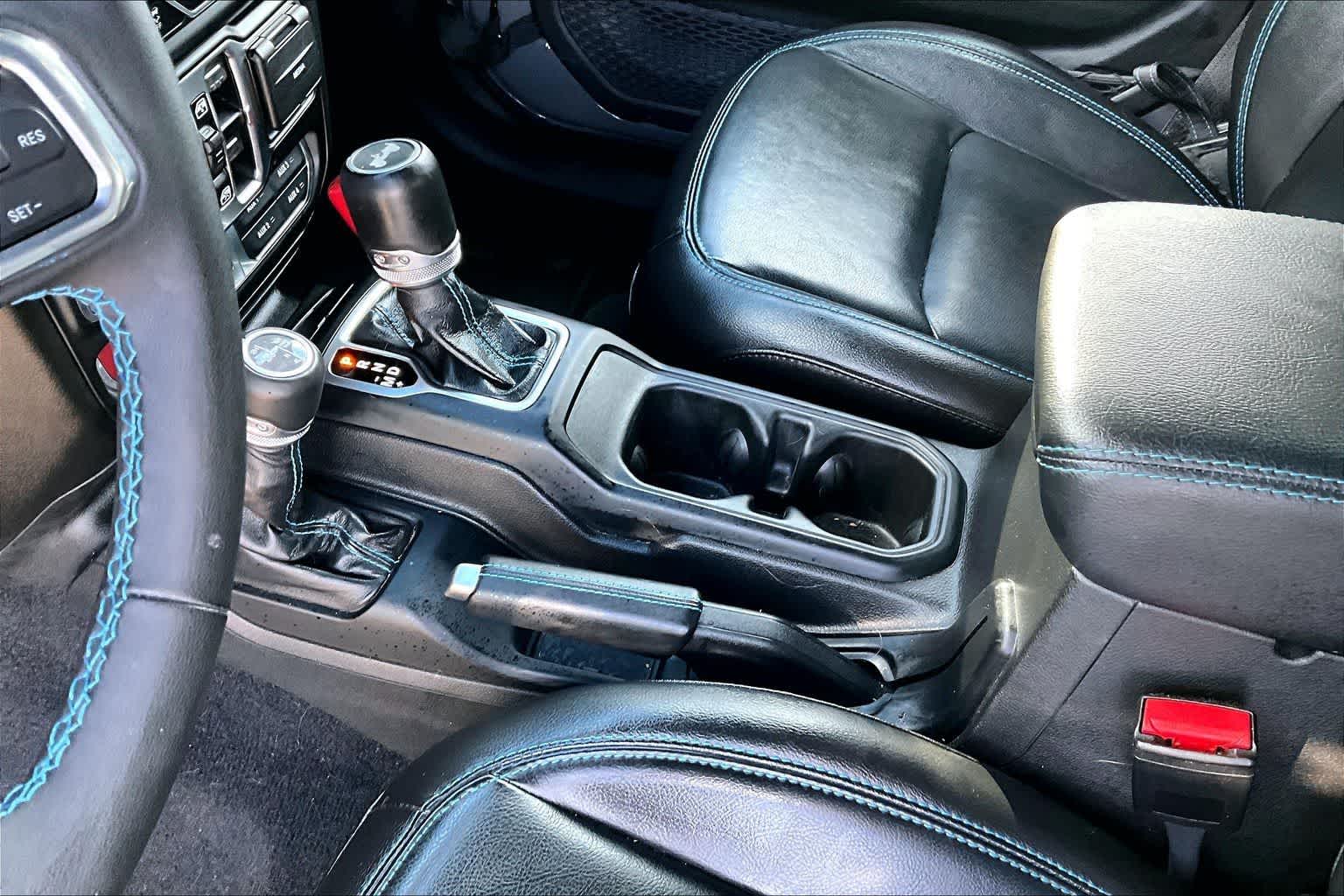 Thumbnail: 2023 Jeep Wrangler - 17