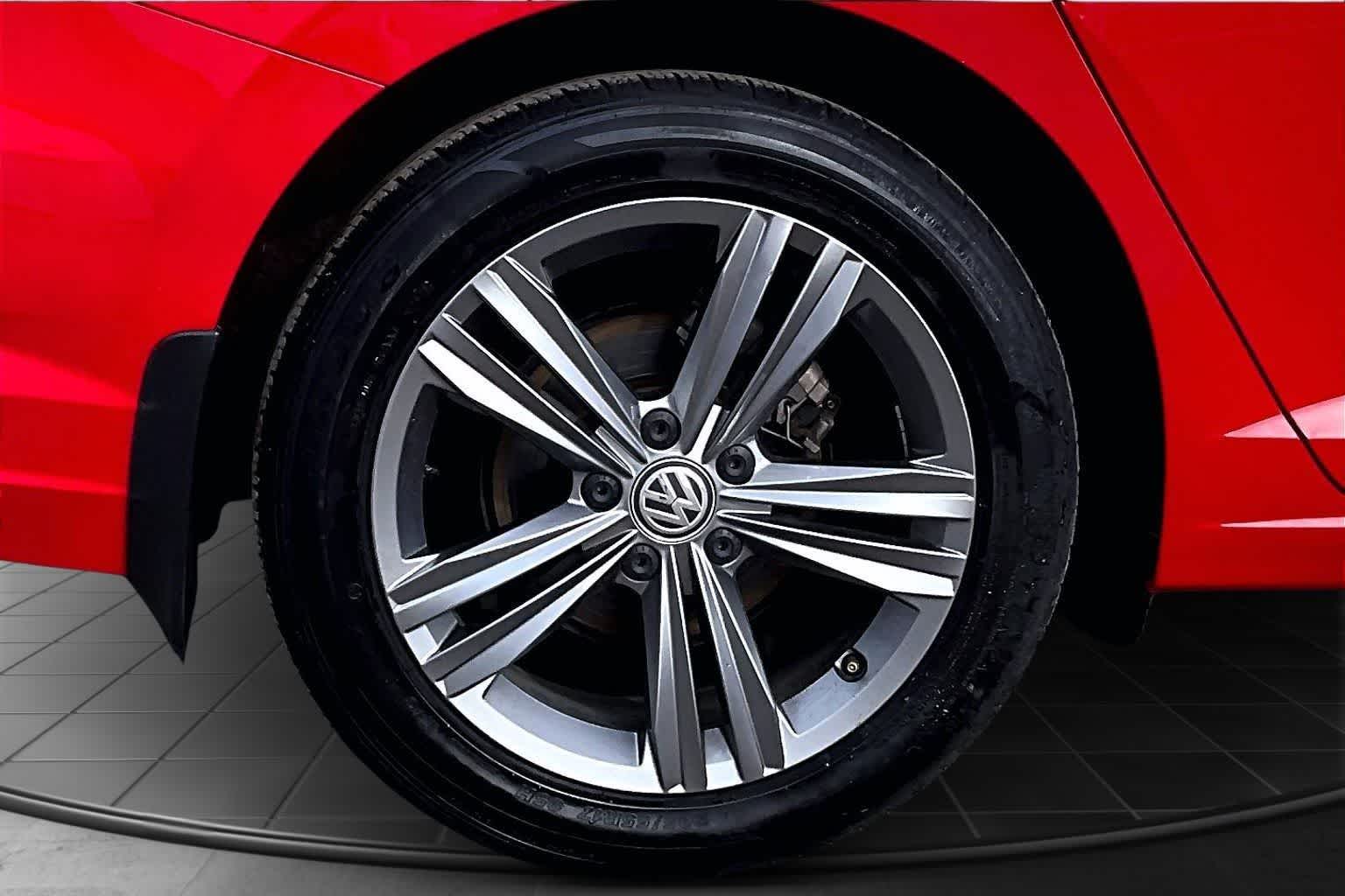 Thumbnail: 2021 Volkswagen Jetta - 35