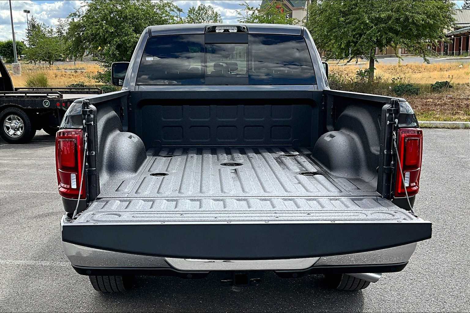 Thumbnail: 2025 RAM 2500 - 19