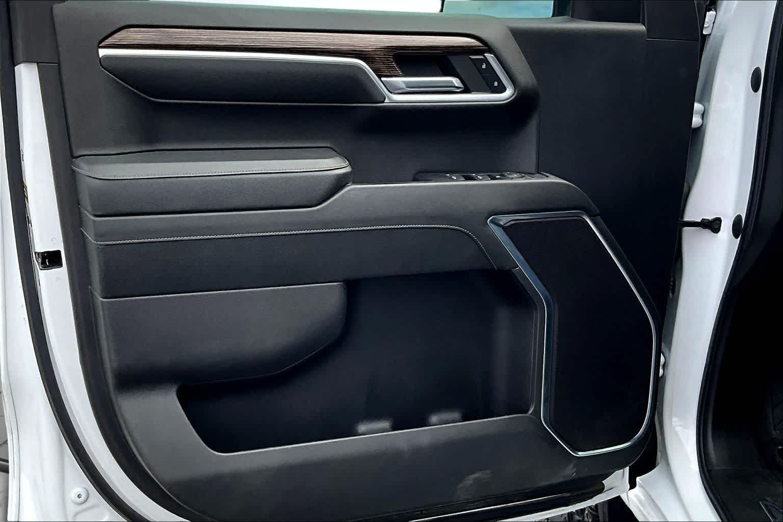 Thumbnail: 2023 GMC Sierra 1500 - 28