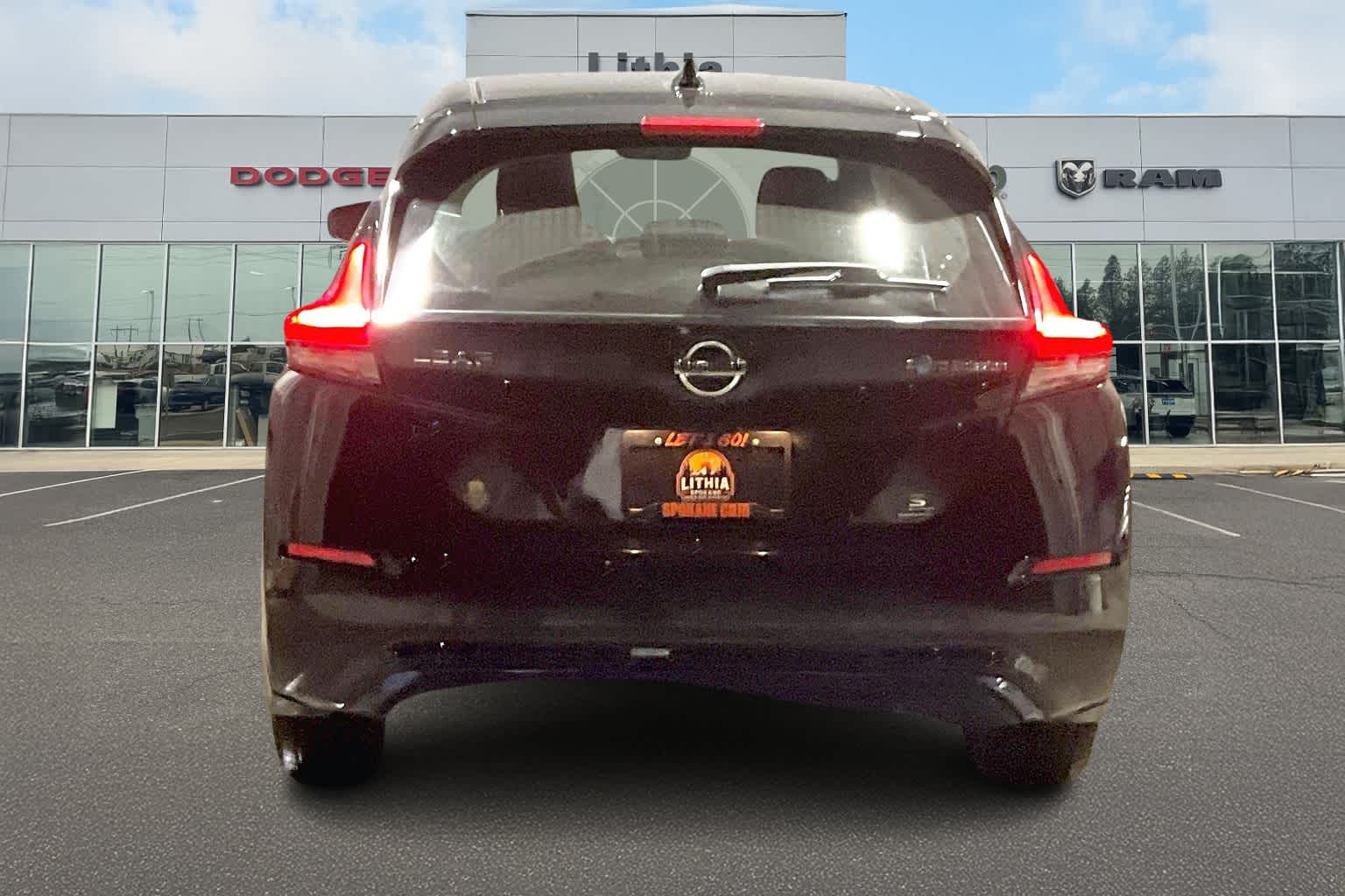 Thumbnail: 2022 Nissan Leaf - 5