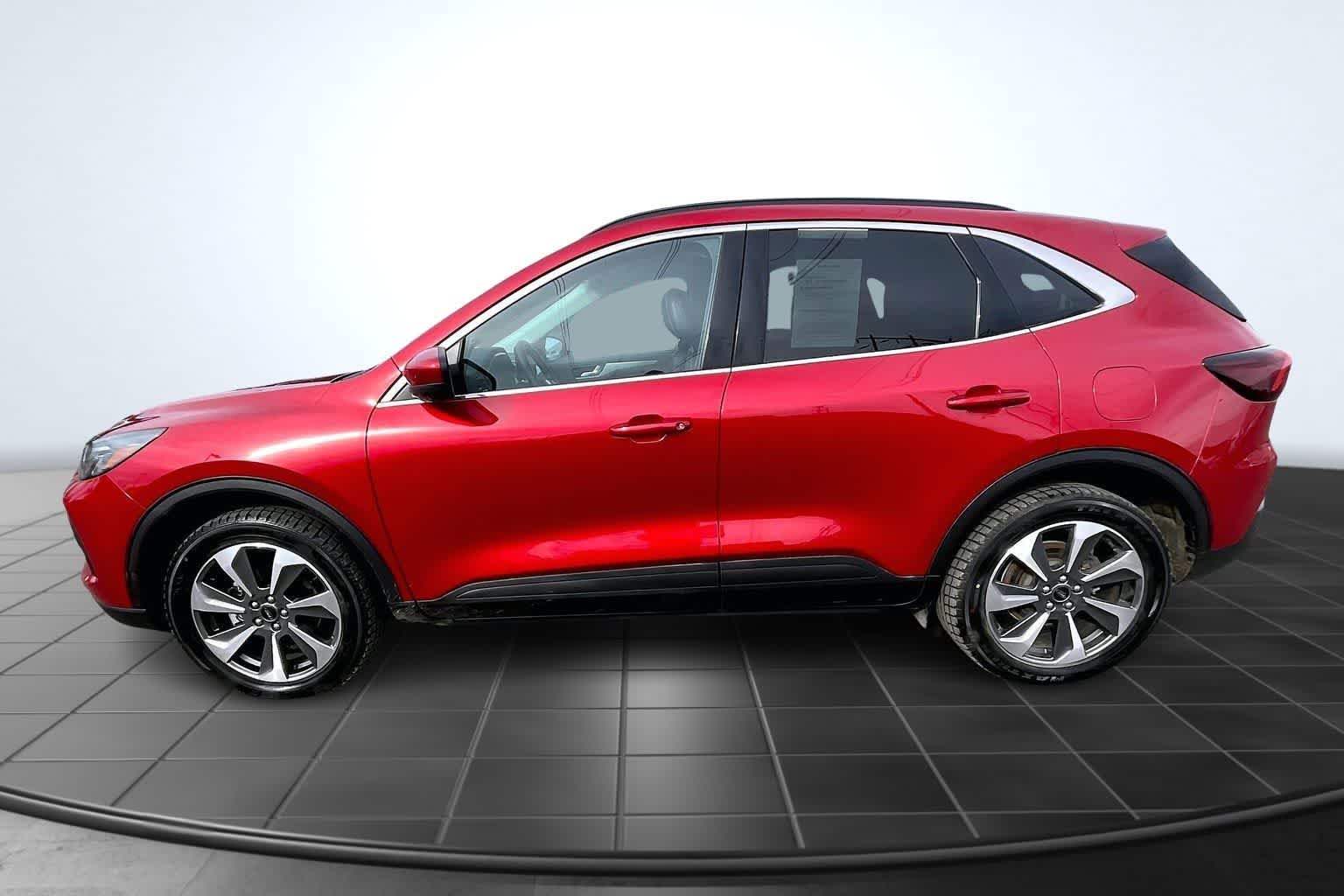 Thumbnail: 2024 Ford Escape - 3