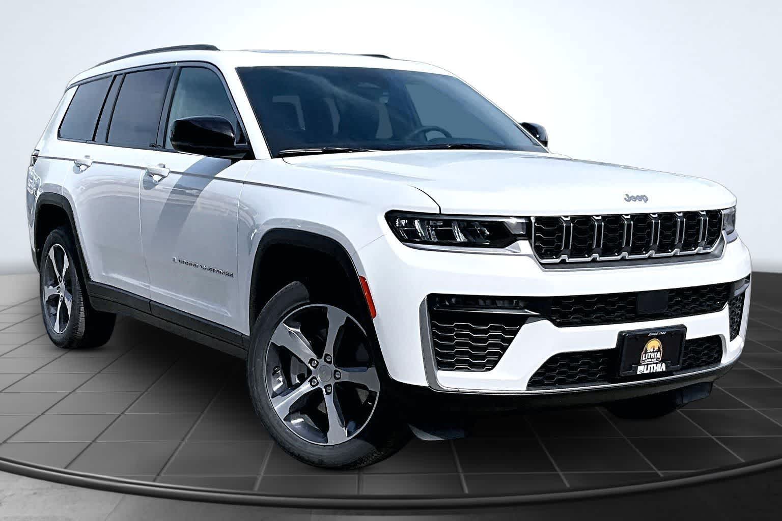 Thumbnail: 2026 Jeep Grand Cherokee L - 22