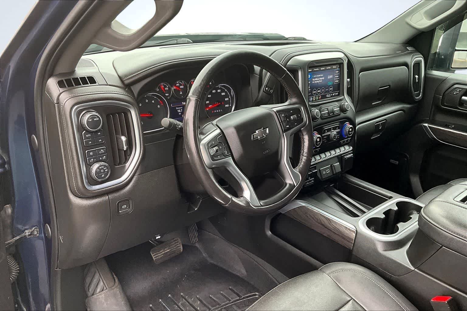 Thumbnail: 2022 Chevrolet Silverado 3500 - 2