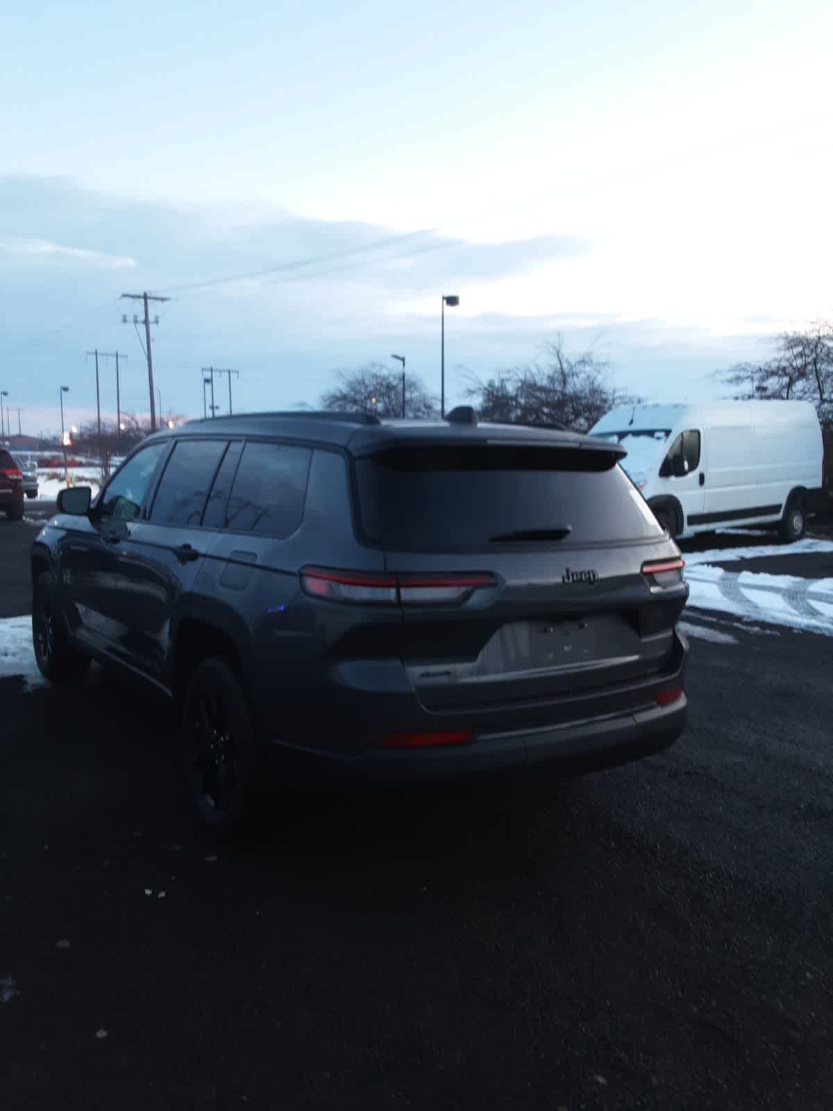 Thumbnail: 2024 Jeep Grand Cherokee L - 6