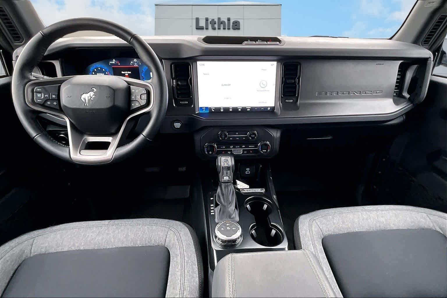 Thumbnail: 2025 Ford Bronco - 10