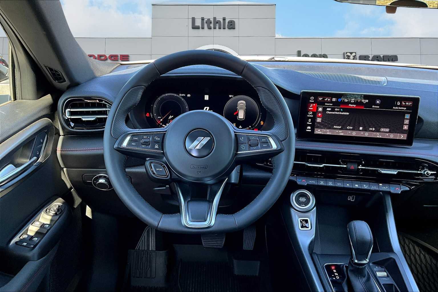 Thumbnail: 2025 Dodge Hornet - 15