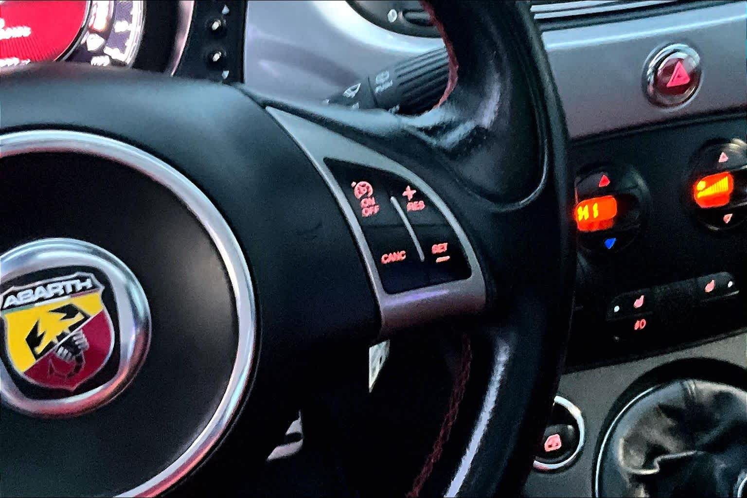 Thumbnail: 2018 Fiat 500 - 25