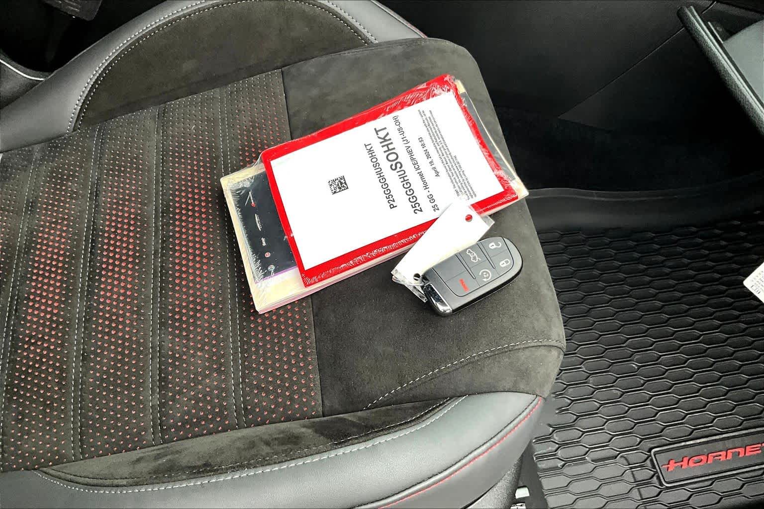 Thumbnail: 2025 Dodge Hornet - 20