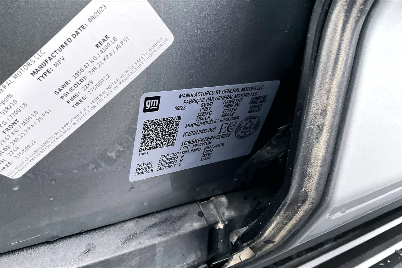 Thumbnail: 2023 Chevrolet Suburban - 21