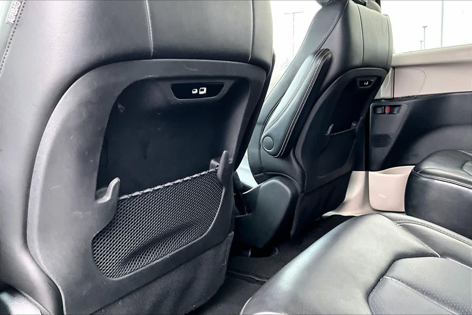 Thumbnail: 2024 Chrysler Pacifica - 12